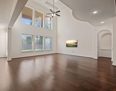 4055 Woodland Meadow Drive - Photo Thumbnail 4