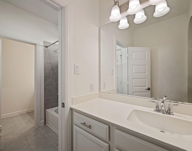 4055 Woodland Meadow Drive - Photo Thumbnail 32