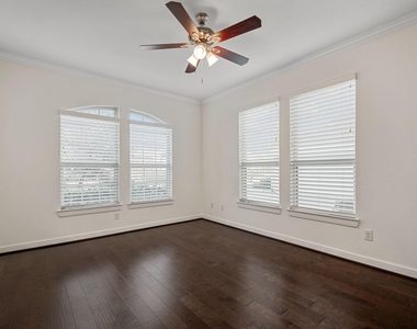 4055 Woodland Meadow Drive - Photo Thumbnail 14