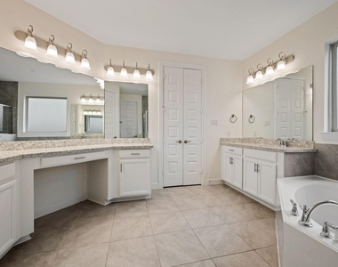 4055 Woodland Meadow Drive - Photo Thumbnail 19
