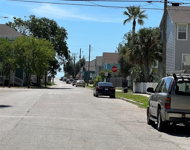 2809 Avenue O 1/2 - Photo Thumbnail 11