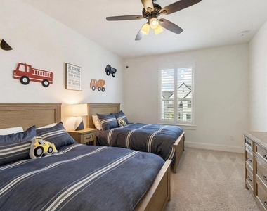 25003 Stela Falls Lane - Photo Thumbnail 14