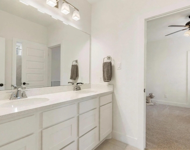 25003 Stela Falls Lane - Photo Thumbnail 11