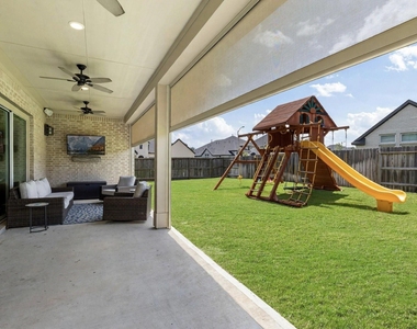 25003 Stela Falls Lane - Photo Thumbnail 16