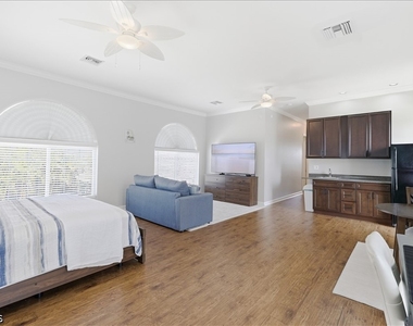 2371 Coral Point Drive - Photo Thumbnail 44