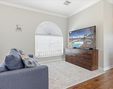 2371 Coral Point Drive - Photo Thumbnail 5