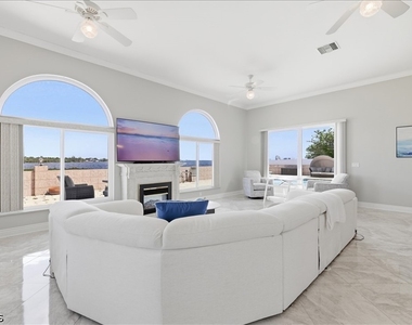 2371 Coral Point Drive - Photo Thumbnail 23
