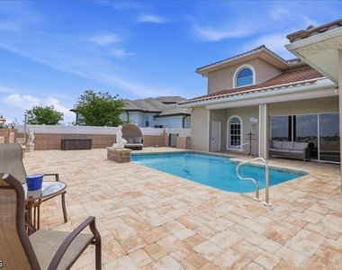 2371 Coral Point Drive - Photo Thumbnail 32