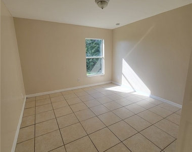 3001 1st Street Sw - Photo Thumbnail 4