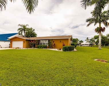 2516 Se 22nd Avenue - Photo Thumbnail 3