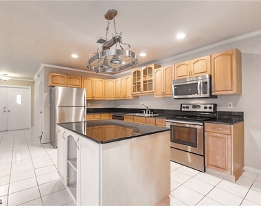 2516 Se 22nd Avenue - Photo Thumbnail 13