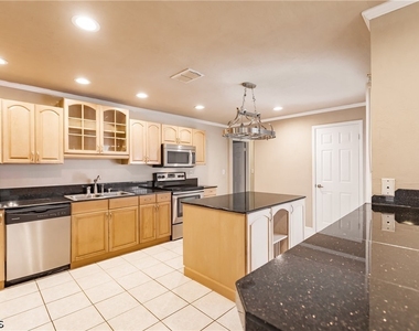 2516 Se 22nd Avenue - Photo Thumbnail 11
