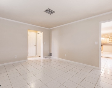 2516 Se 22nd Avenue - Photo Thumbnail 19