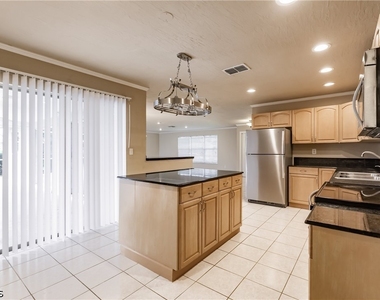 2516 Se 22nd Avenue - Photo Thumbnail 14