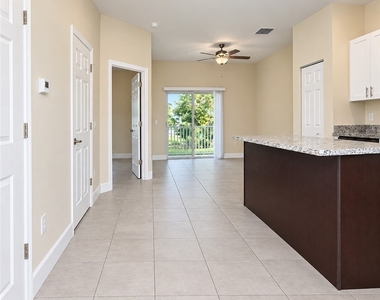 3325 Sw 8th Place - Photo Thumbnail 1