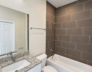 3325 Sw 8th Place - Photo Thumbnail 9