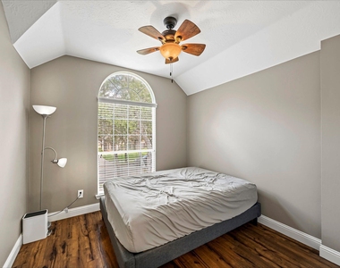 4816 Cypress Spring Drive - Photo Thumbnail 17