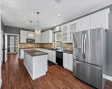 4816 Cypress Spring Drive - Photo Thumbnail 7