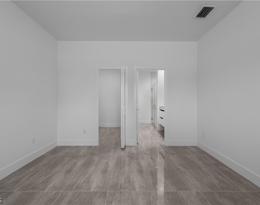 828 Genoa Avenue S - Photo Thumbnail 18