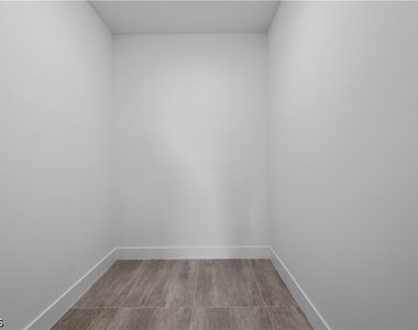 828 Genoa Avenue S - Photo Thumbnail 19