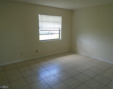 1539 Medford Place - Photo Thumbnail 4
