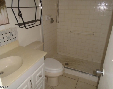 1539 Medford Place - Photo Thumbnail 5