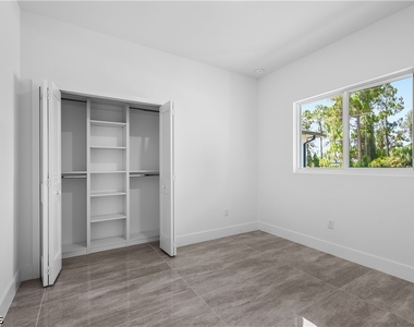 1142 Dutchess Street E - Photo Thumbnail 33