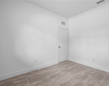 1142 Dutchess Street E - Photo Thumbnail 35