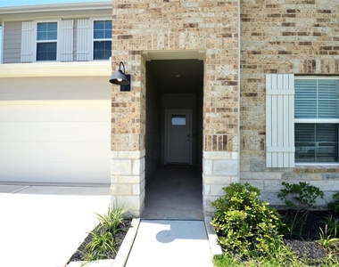 31707 Hallington Hill Lane - Photo Thumbnail 1