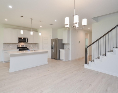 31707 Hallington Hill Lane - Photo Thumbnail 8