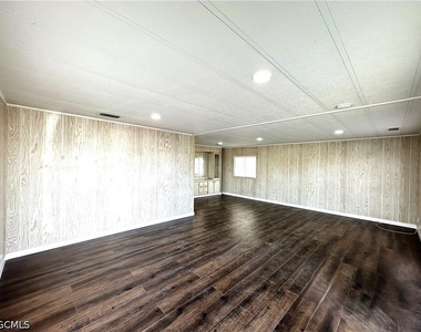 16004 Tangelo Way - Photo Thumbnail 24