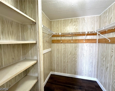 16004 Tangelo Way - Photo Thumbnail 20