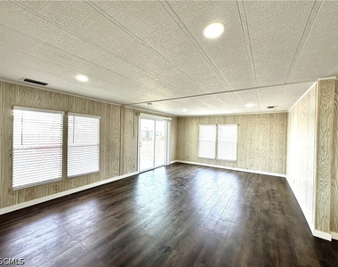 16004 Tangelo Way - Photo Thumbnail 22