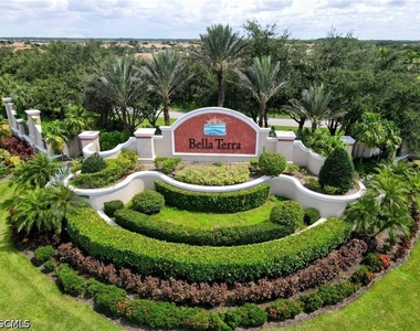 20534 Larino Loop - Photo Thumbnail 20
