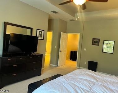 20534 Larino Loop - Photo Thumbnail 11