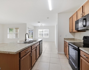 226 Ne 9th Avenue - Photo Thumbnail 20