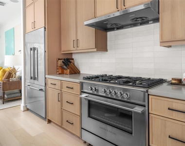1728 Ridgewood Street - Photo Thumbnail 14