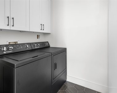 1728 Ridgewood Street - Photo Thumbnail 40