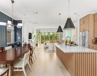 1728 Ridgewood Street - Photo Thumbnail 7