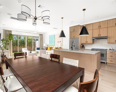 1728 Ridgewood Street - Photo Thumbnail 10