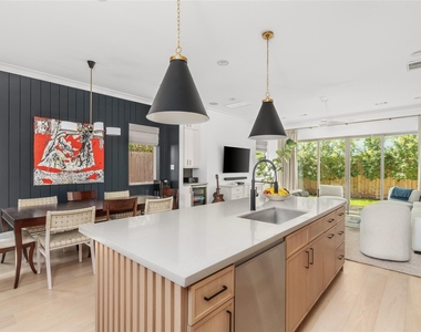 1728 Ridgewood Street - Photo Thumbnail 15
