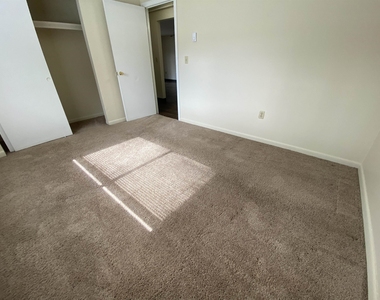 29 Capron - Photo Thumbnail 29