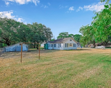 9314 Church Street - Photo Thumbnail 30