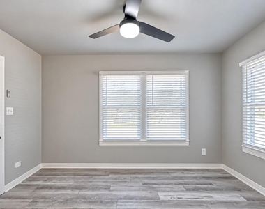 9314 Church Street - Photo Thumbnail 15