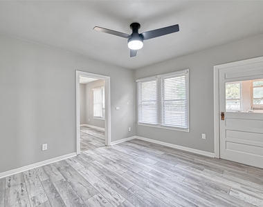 9314 Church Street - Photo Thumbnail 6