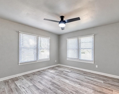 9314 Church Street - Photo Thumbnail 10
