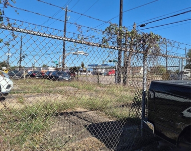 1602 Ahrens Street - Photo Thumbnail 1