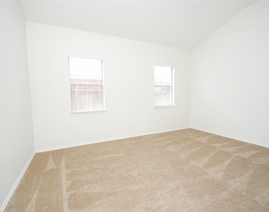 4115 Regal Stone Lane - Photo Thumbnail 15