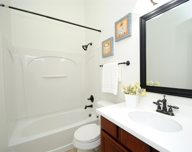 4115 Regal Stone Lane - Photo Thumbnail 18