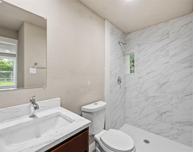 3930 Hartel Street - Photo Thumbnail 19